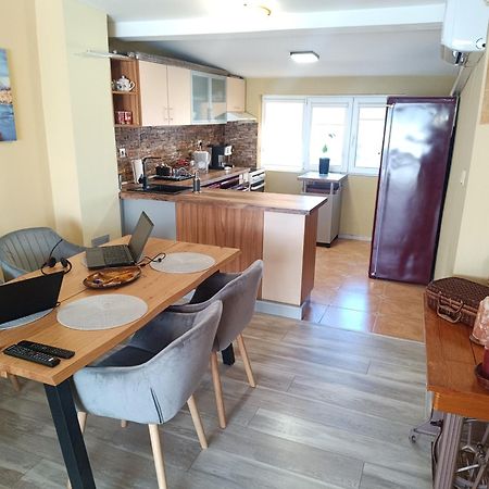 Arte Casa Apartment Burgas Bagian luar foto